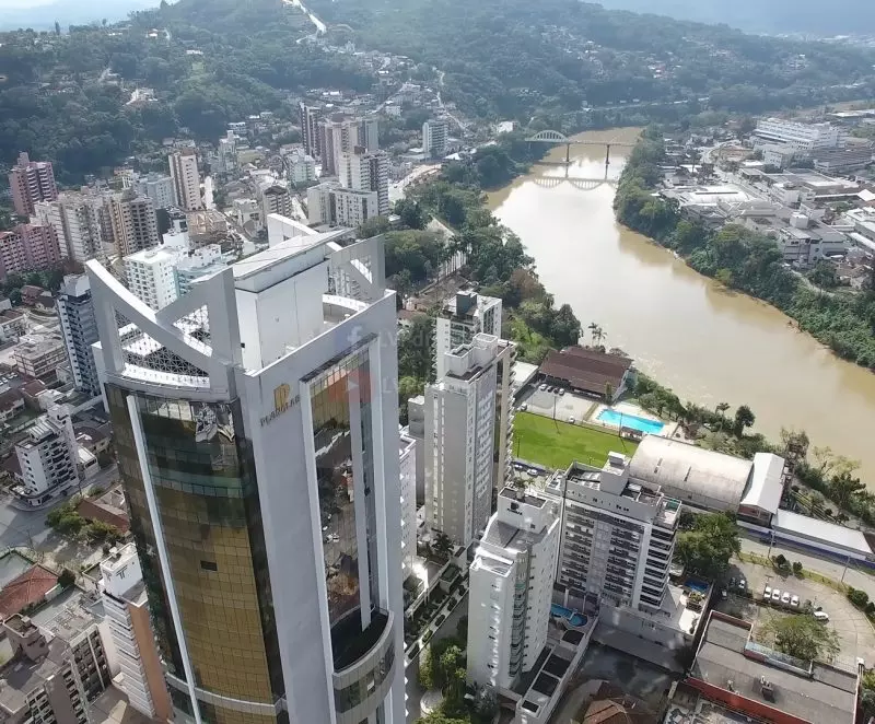 600 mil pessoas continuam sem luz após chuva em São Paulo na sexta