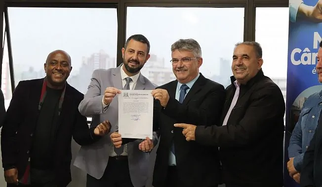 Juceli Sebastião Alano (PSD) toma posse como vereador na Câmara de Criciúma