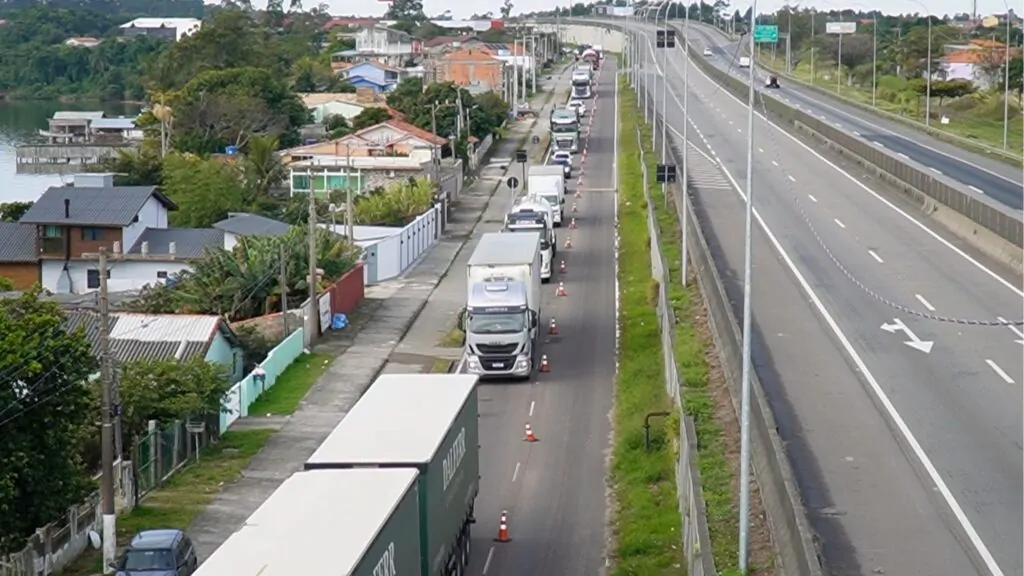 Urgente: Ponte Anita Garibaldi tem liberação parcial do trânsito confirmada para domingo