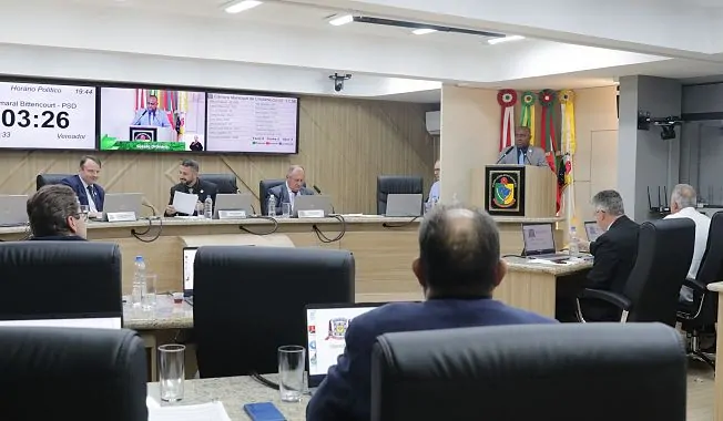 Iluminação, alvarás e trânsito: vereadores intensificam fiscalização de serviços públicos em Criciúma